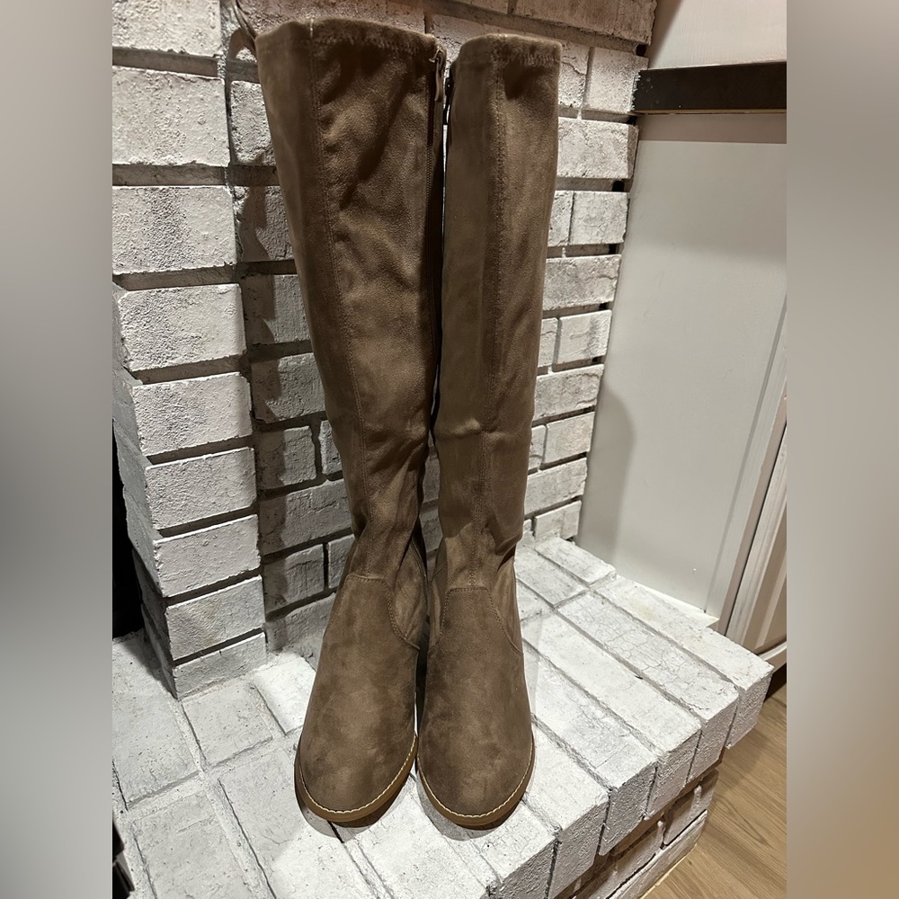 Torrid suede lace up wedge boots BRAND NEW IN BOX never worn
